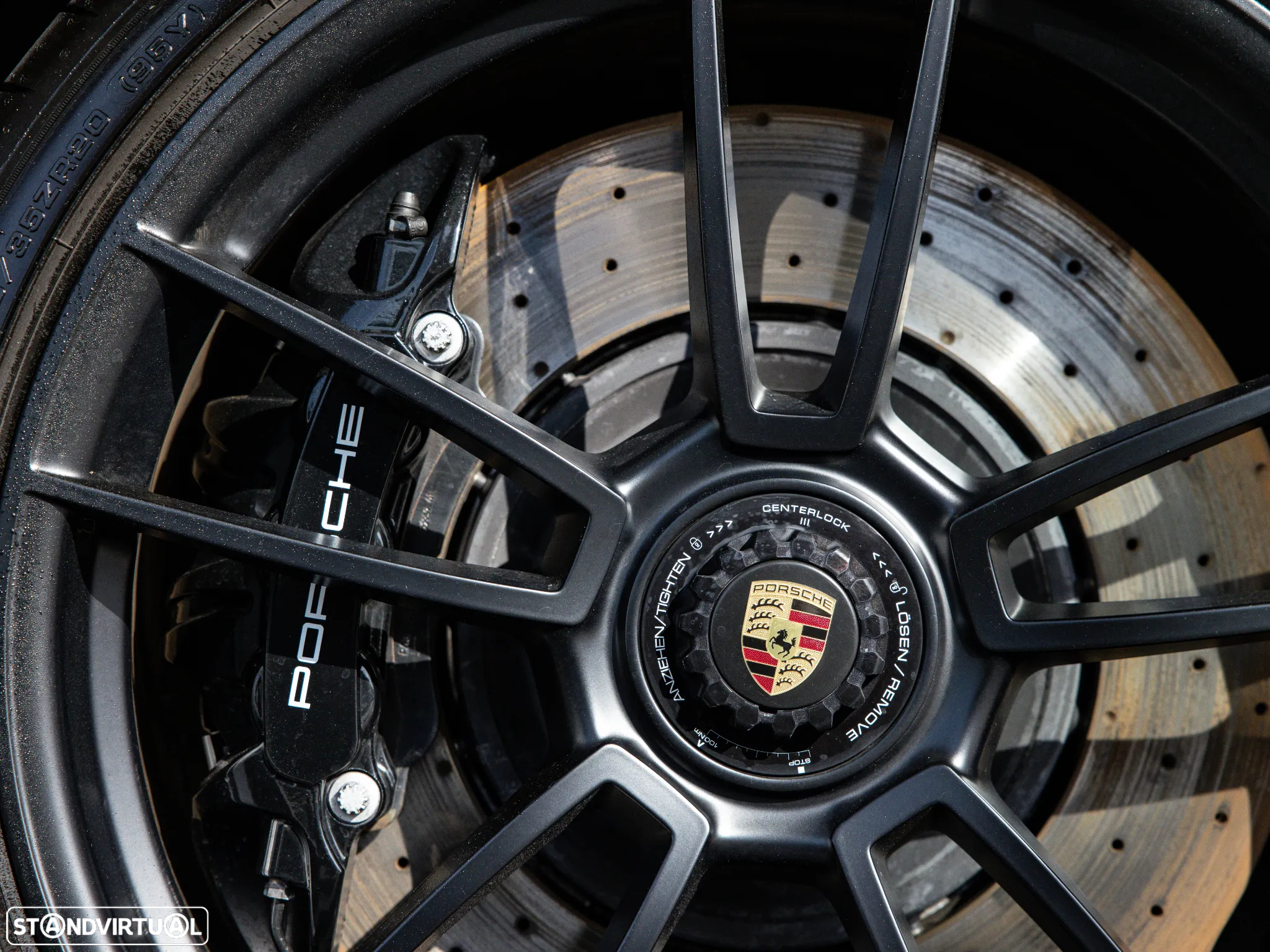 Porsche 911 (992) Carrera Cabrio GTS PDK - 27