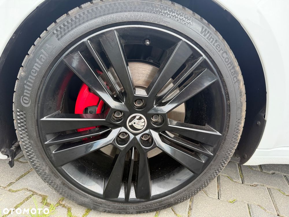 Skoda Octavia 2.0 TDI 4x4 RS Challenge DSG - 19