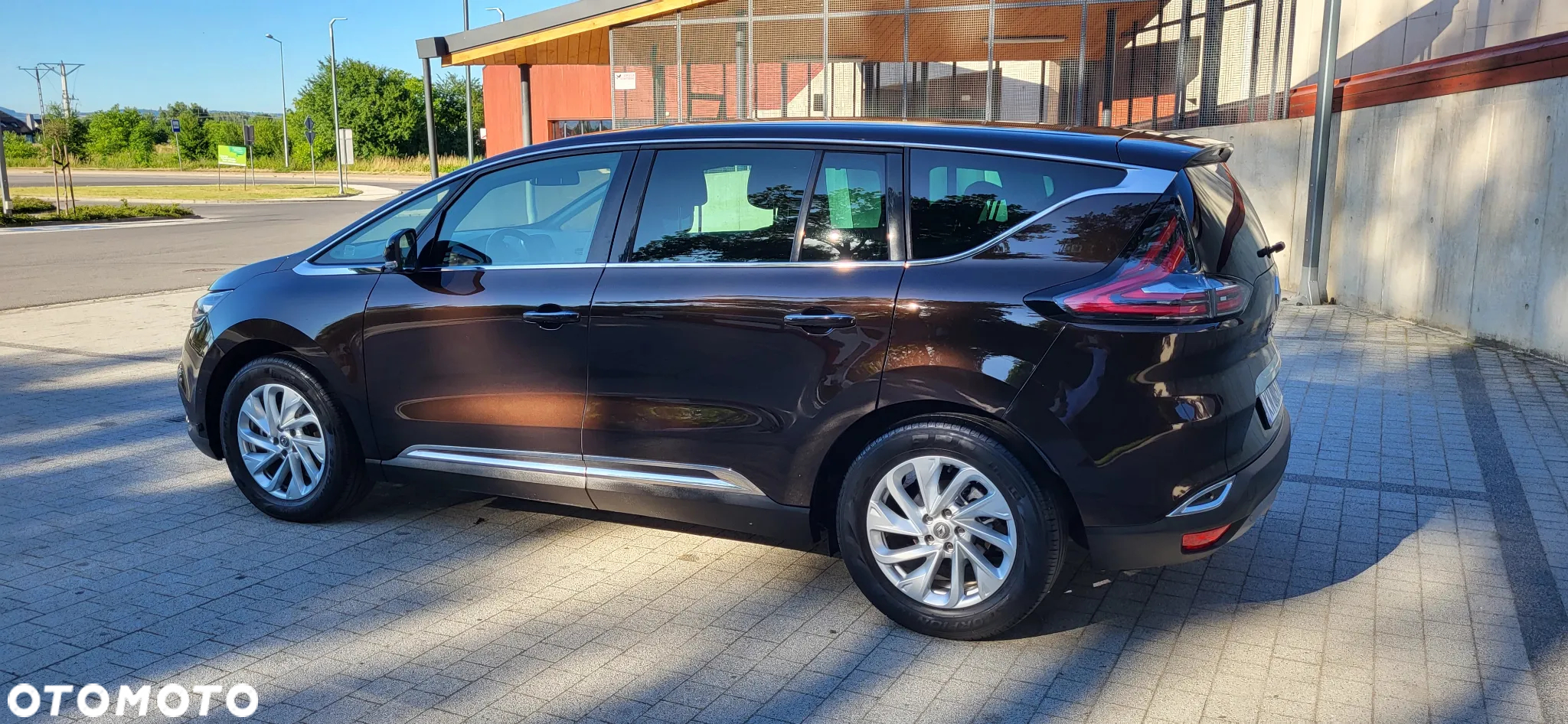 Renault Espace 1.6 dCi Energy Initiale Paris EDC 7os - 16