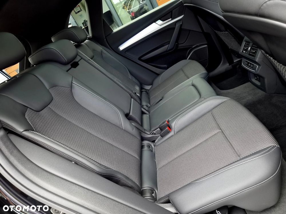 Audi Q5 50 TFSIe quattro S tronic S line - 25