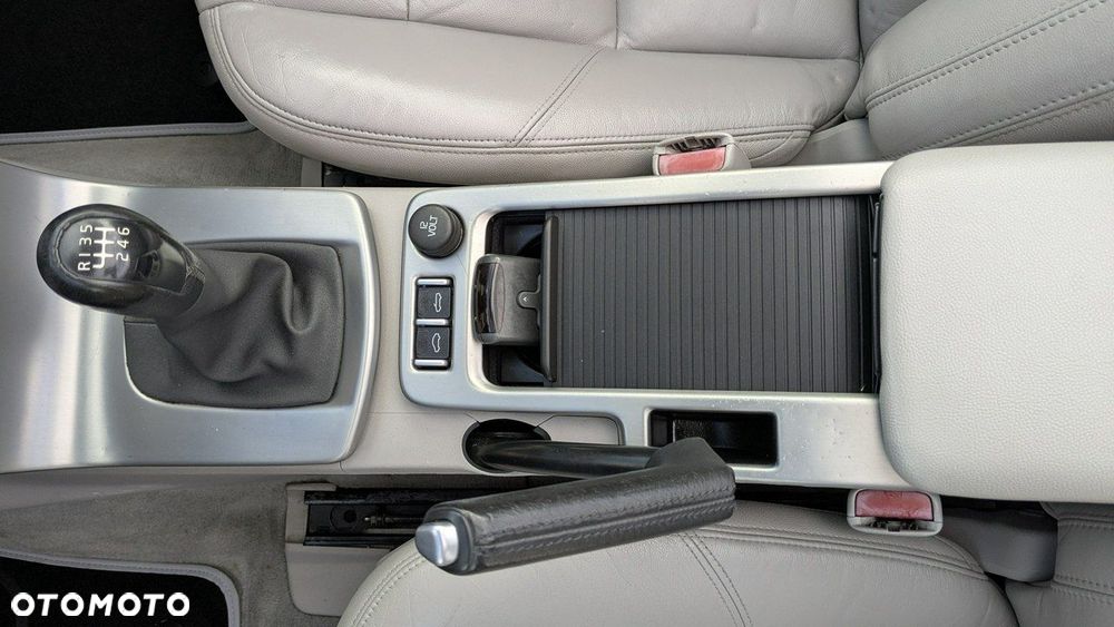 Volvo C70 - 25