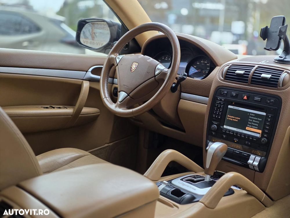 Porsche Cayenne Tiptronic S - 7