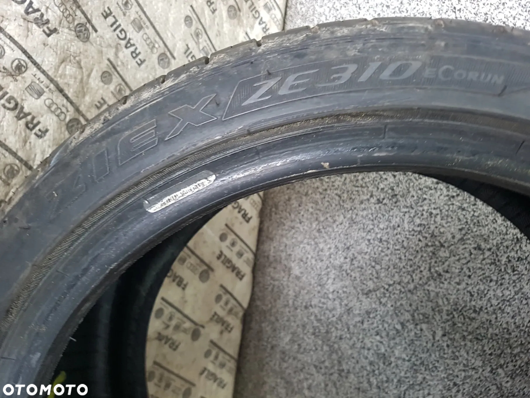 OPONA FALKEN ZEIX ZE310  215/40R17 215/40/17 - 12
