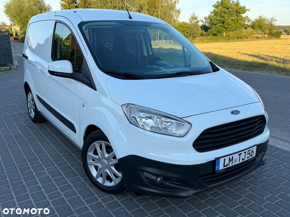 Ford Transit Courier - 3