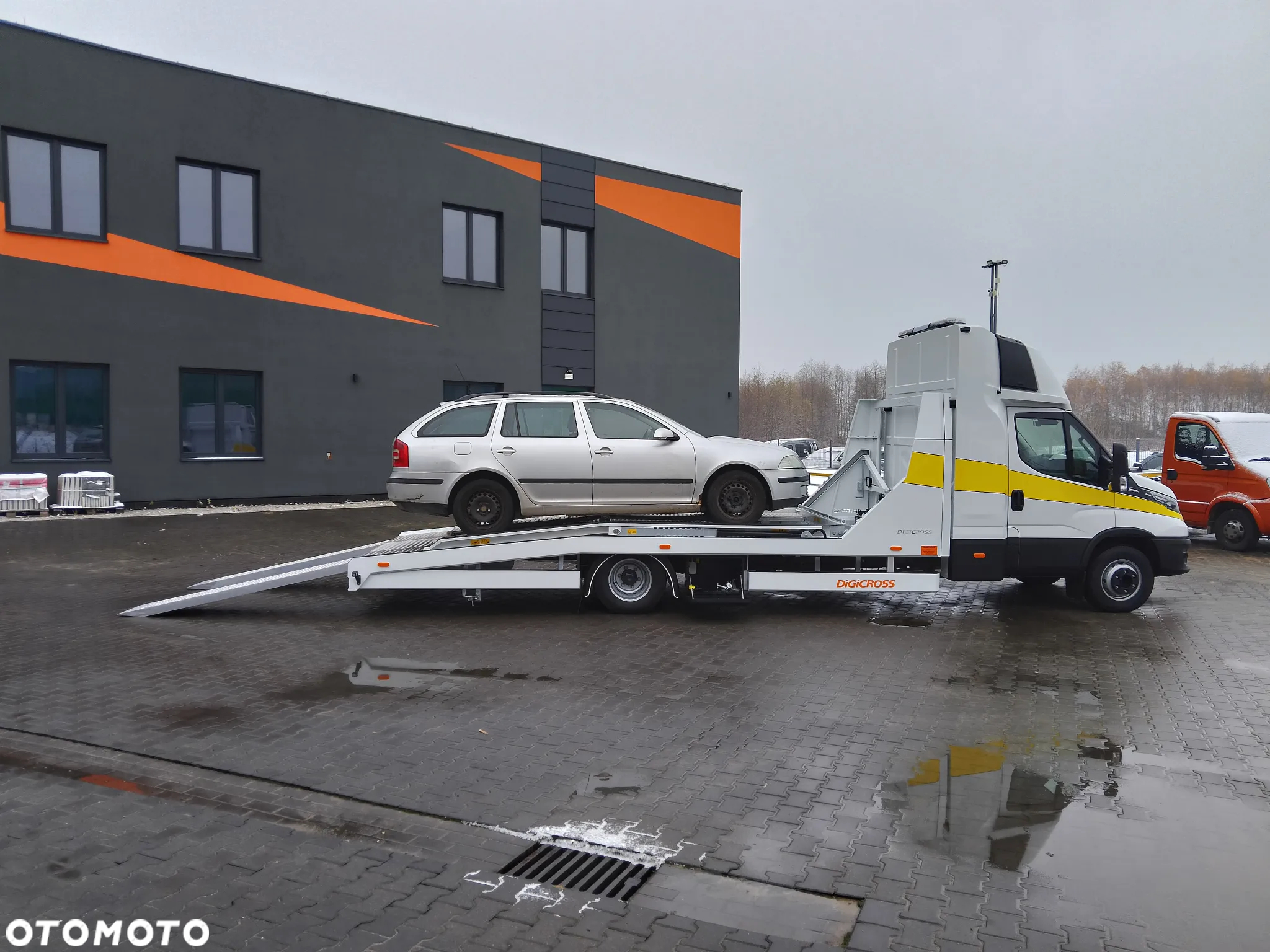 Iveco 70C21A8P DiGiCROSS - 3