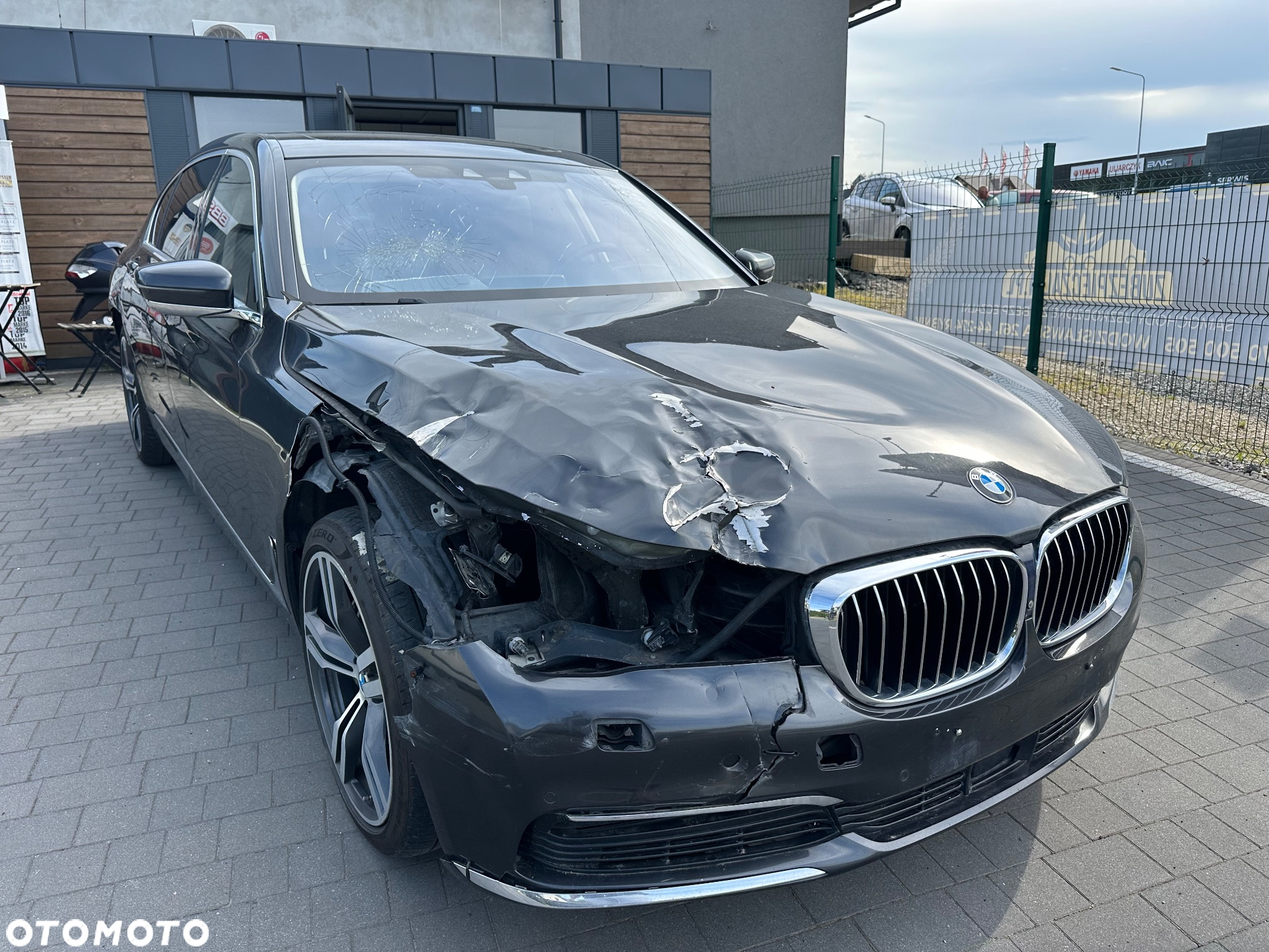 BMW Seria 7 750Li xDrive - 18
