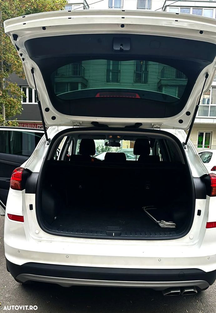 Hyundai Tucson 1.6 T-GDi 4WD 7DCT Style - 10