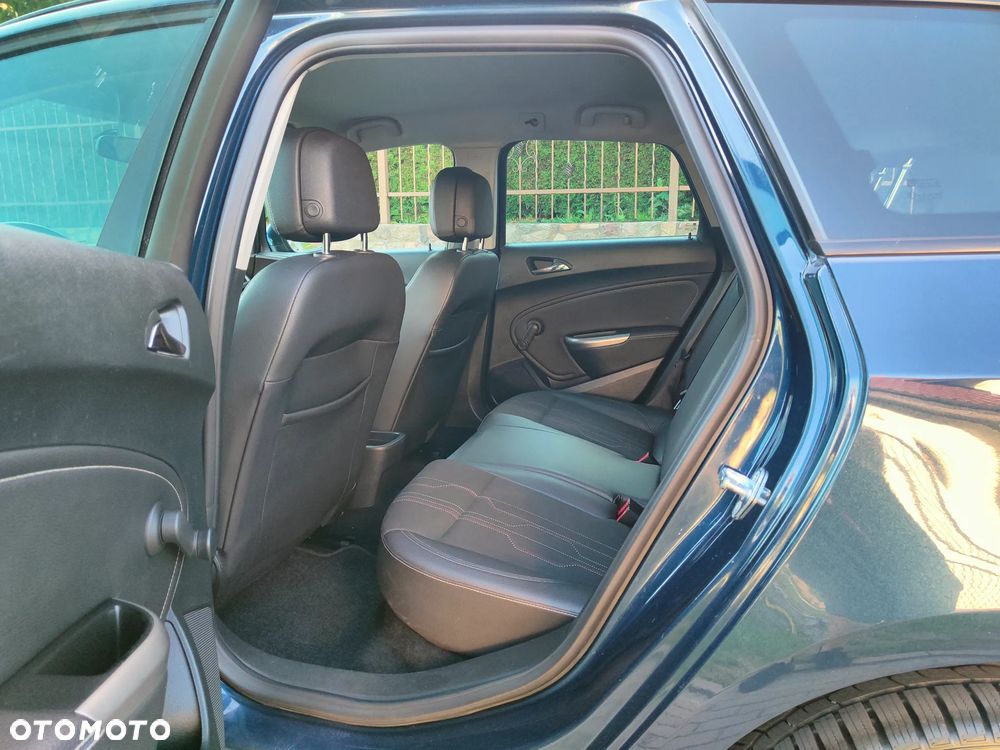 Opel Astra 1.4 EcoFLEX 150 Jahre - 16