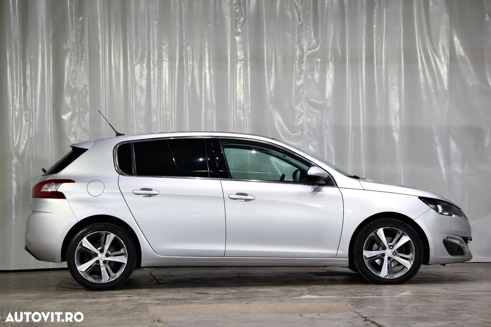 Peugeot 308 e-HDi FAP 115 Stop&Start EGS6 Allure - 40