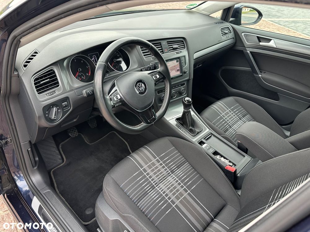 Volkswagen Golf 1.6 TDI BlueMotion Technology Lounge - 5