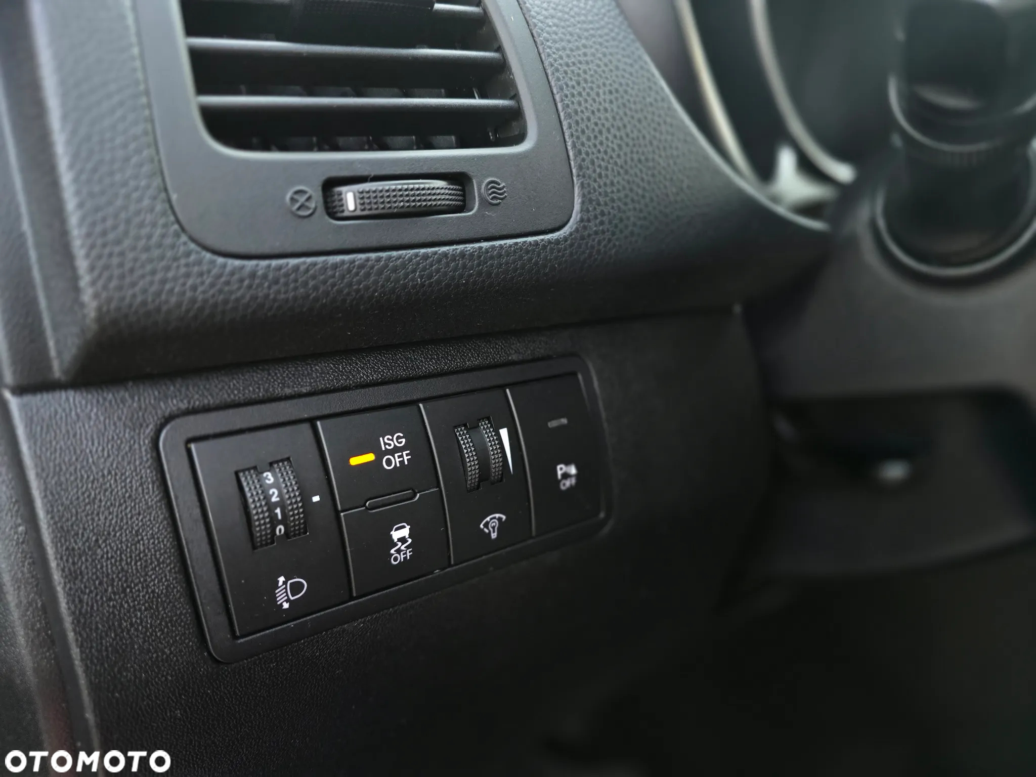 Kia Venga - 16