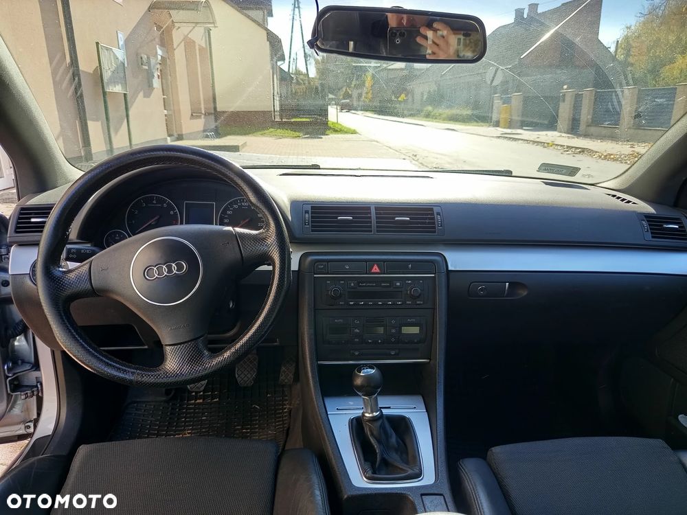 Audi A4 Avant - 13