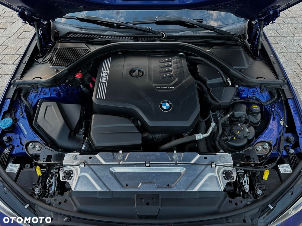 BMW Seria 3 330i M Sport - 39