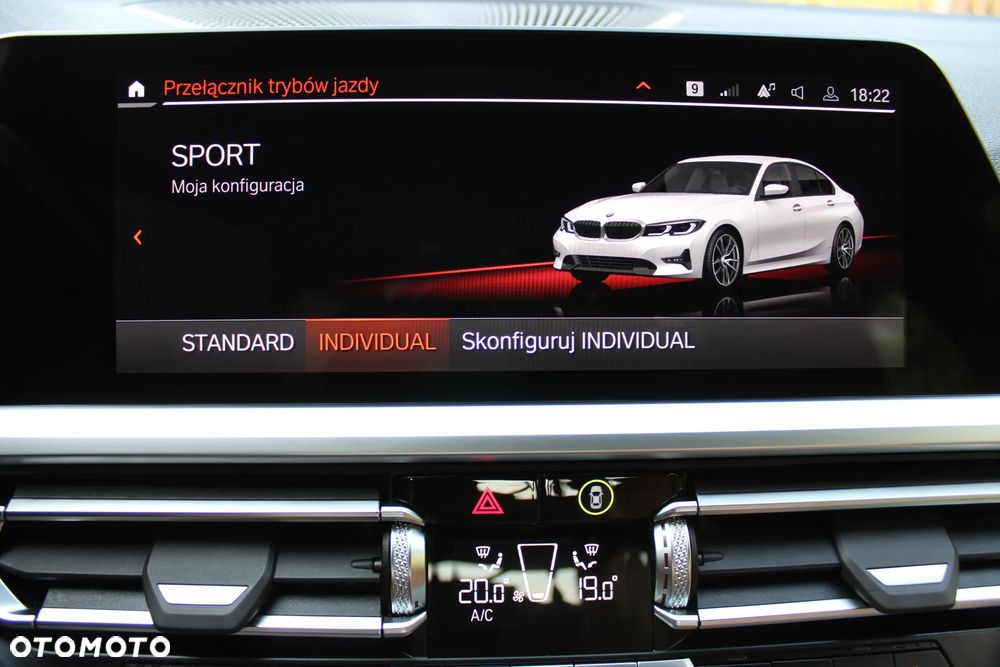 BMW Seria 3 320i xDrive Sport Line - 35