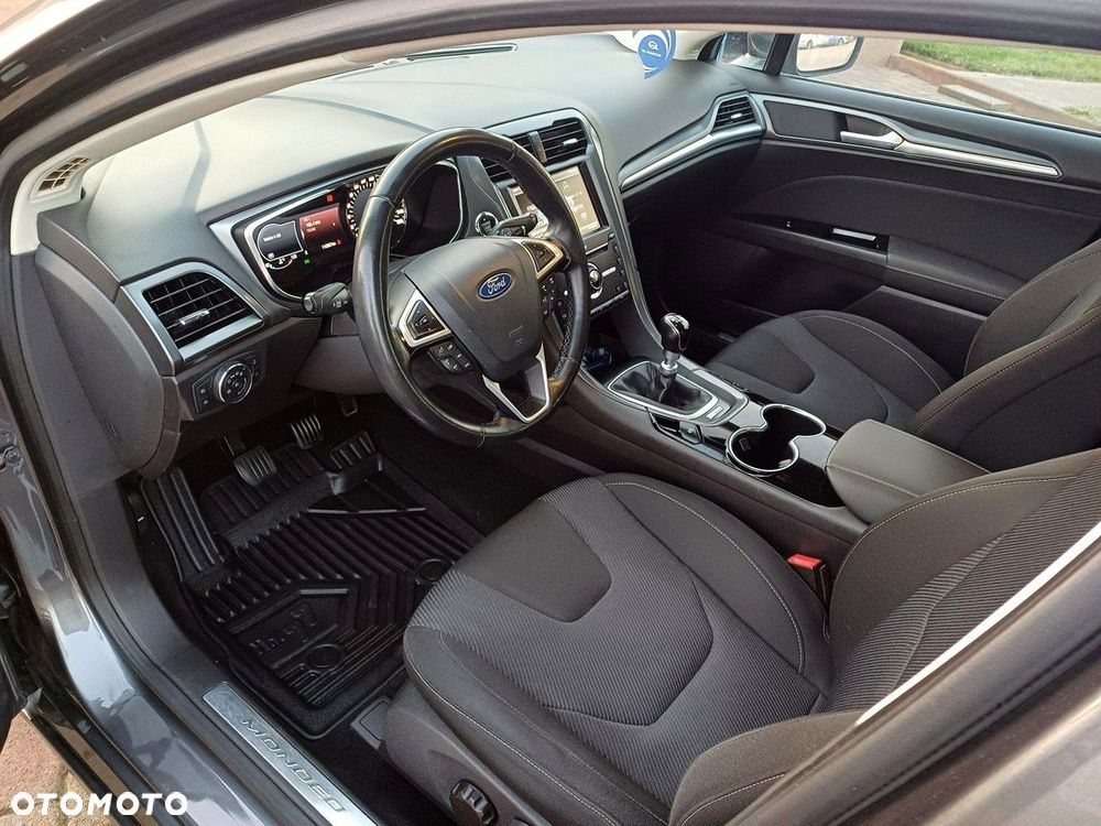 Ford Mondeo - 7