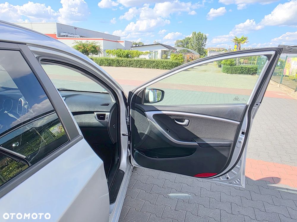Hyundai i30 1.6 GDI Classic - 14