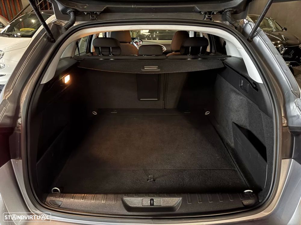 Peugeot 308 SW 1.5 BlueHDi Style J17 - 31