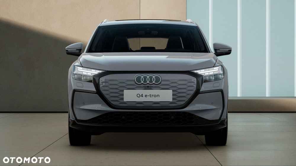 Audi Q4 e-tron - 7