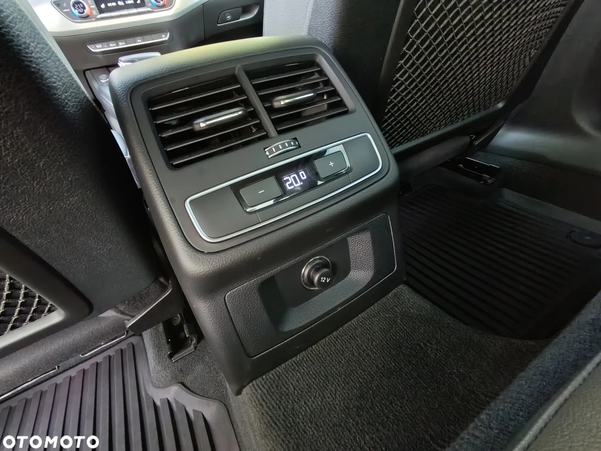 Audi A4 2.0 TFSI Quattro S tronic - 38
