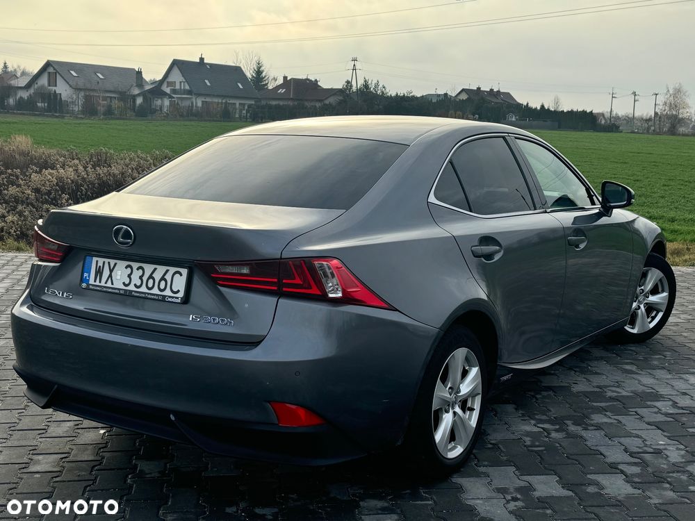 Lexus IS 300h Comfort - 6