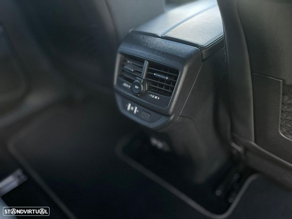 Peugeot 5008 1.5 BlueHDi GT EAT8 - 16