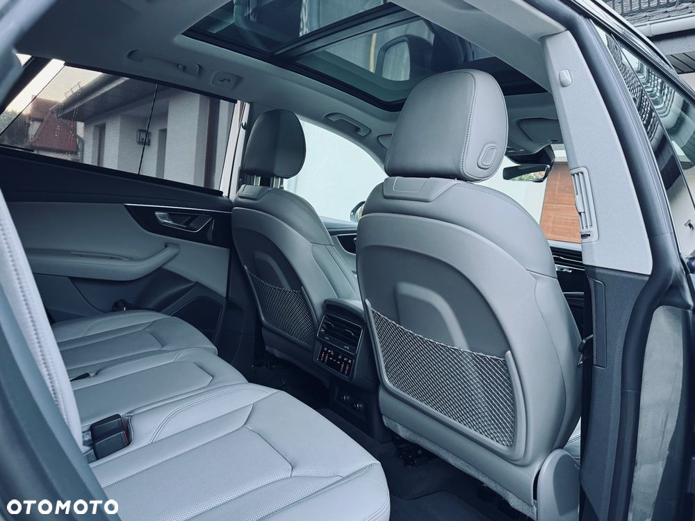 Audi Q8 50 TDI mHEV Quattro Black Edition Tiptronic - 12