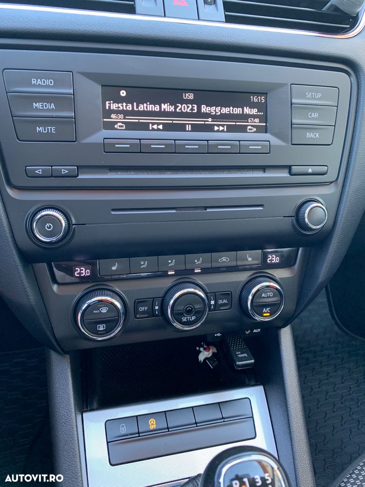 Skoda Octavia Combi 1.2 TSI SPORT EDITION - 14