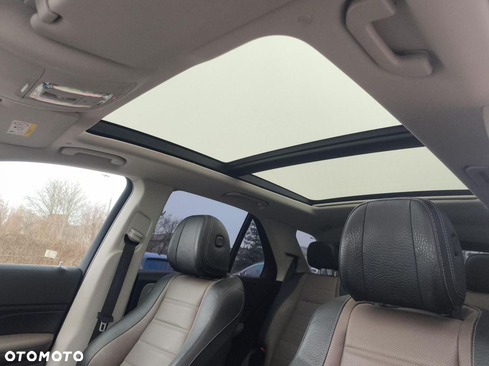 Mercedes-Benz GLE - 12