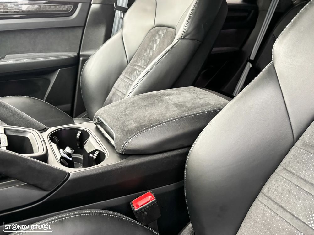 Porsche Cayenne Coupé Turbo GT Tiptronic S - 28