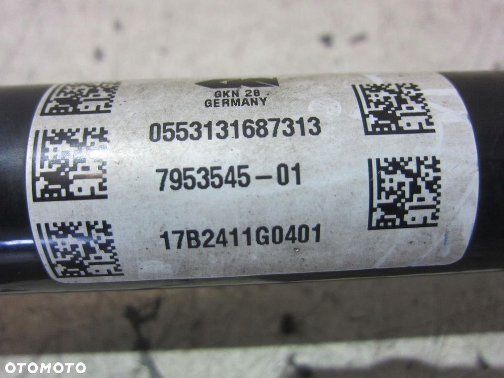 BMW X3 G01 3.0Xi 3.0i PÓŁOŚ TYLNA LEWA LEWY TYŁ 7953545 8679939 33208679939 - 8