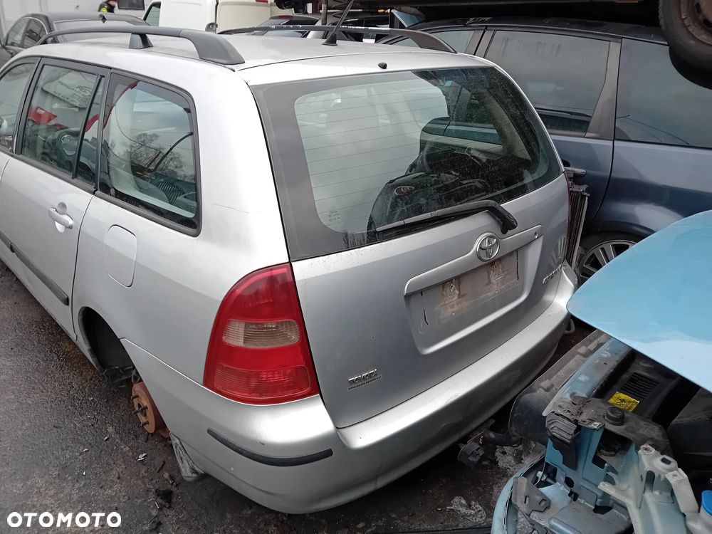 *TOYOTA COROLLA E12 KOMBI* Samochód na części - 2