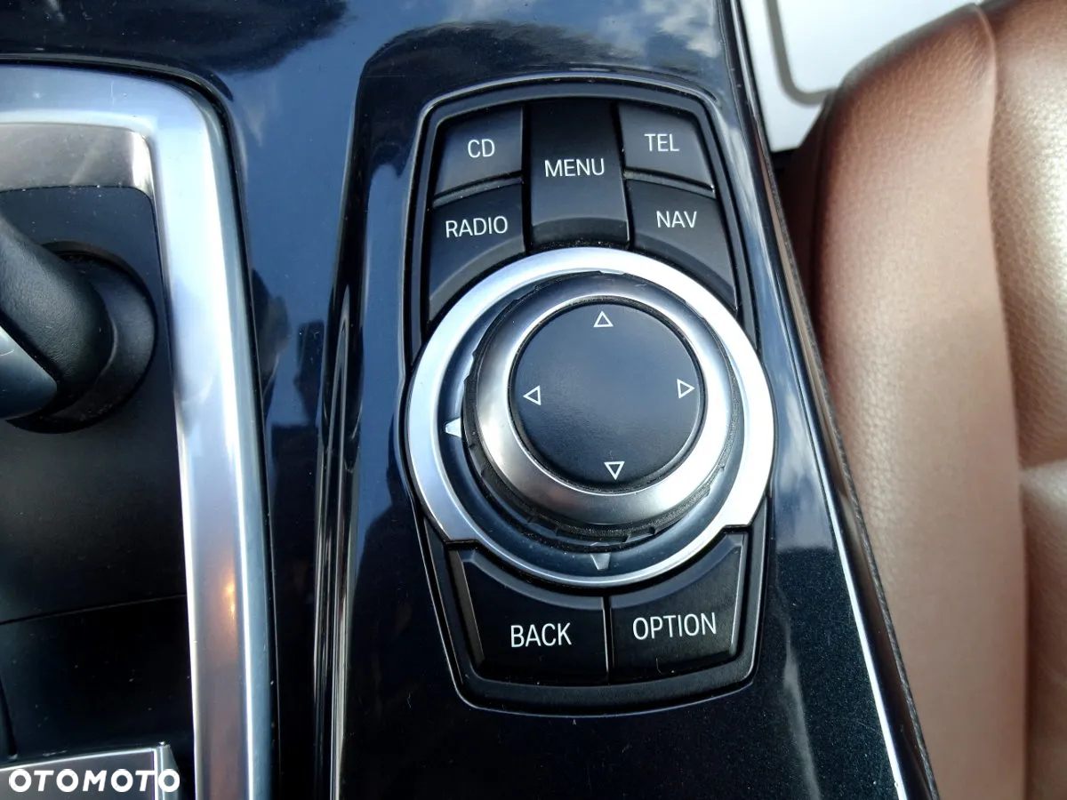 BMW Seria 5 525d - 19