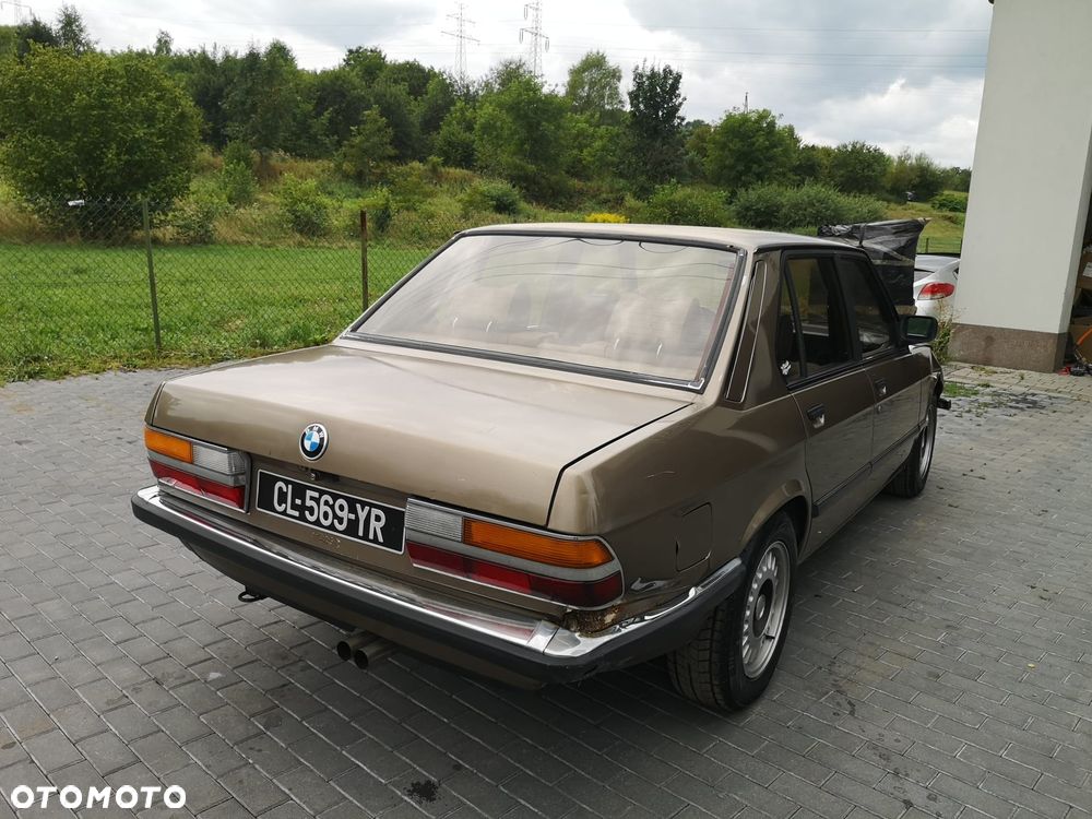 BMW Seria 5 - 14