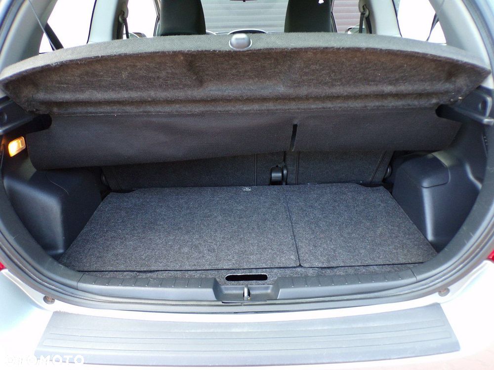 Toyota Yaris - 27