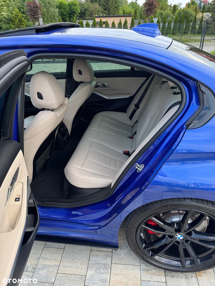 BMW Seria 3 M340i xDrive - 15