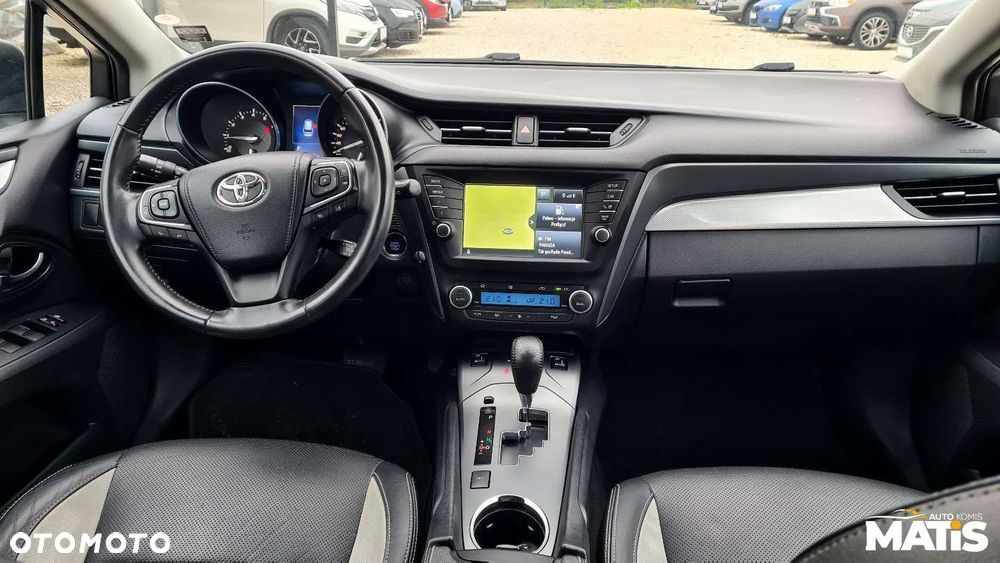 Toyota Avensis - 27