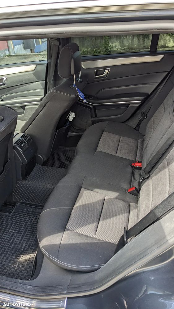 Mercedes-Benz E 200 CDI DPF BlueEFFICIENCY 7G-TRONIC - 12