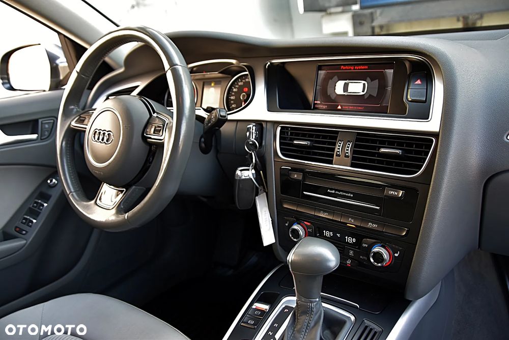 Audi A4 Avant 2.0 TDI Quattro S tronic - 38