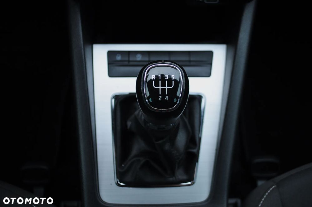 Skoda Octavia 1.6 TDI Style - 22