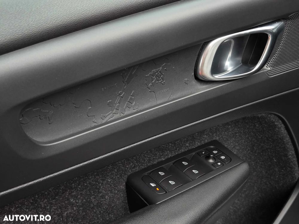 Volvo XC 40 D3 AWD Base - 28