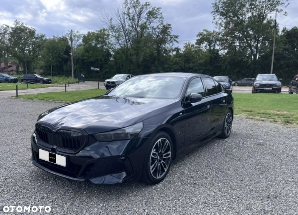 BMW Seria 5 520i M Sport Edition