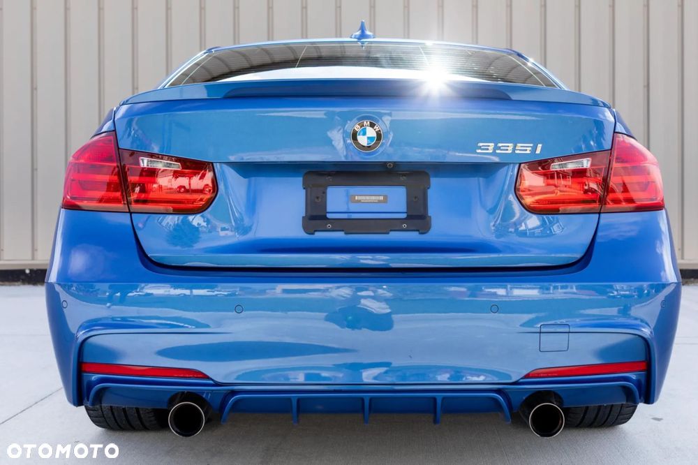 BMW Seria 3 335i - 5