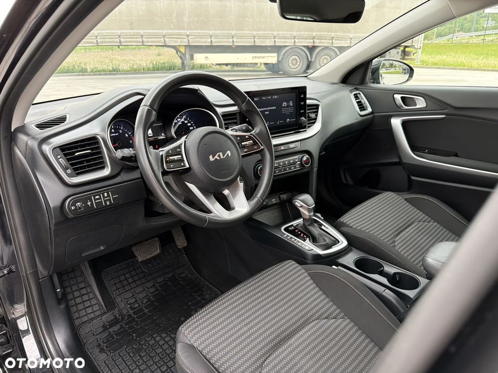 Kia Ceed 1.5 T-GDI M DCT - 10