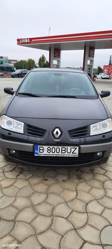 Renault Megane II Sedan 1.9 dCi Confort Privilege - 4