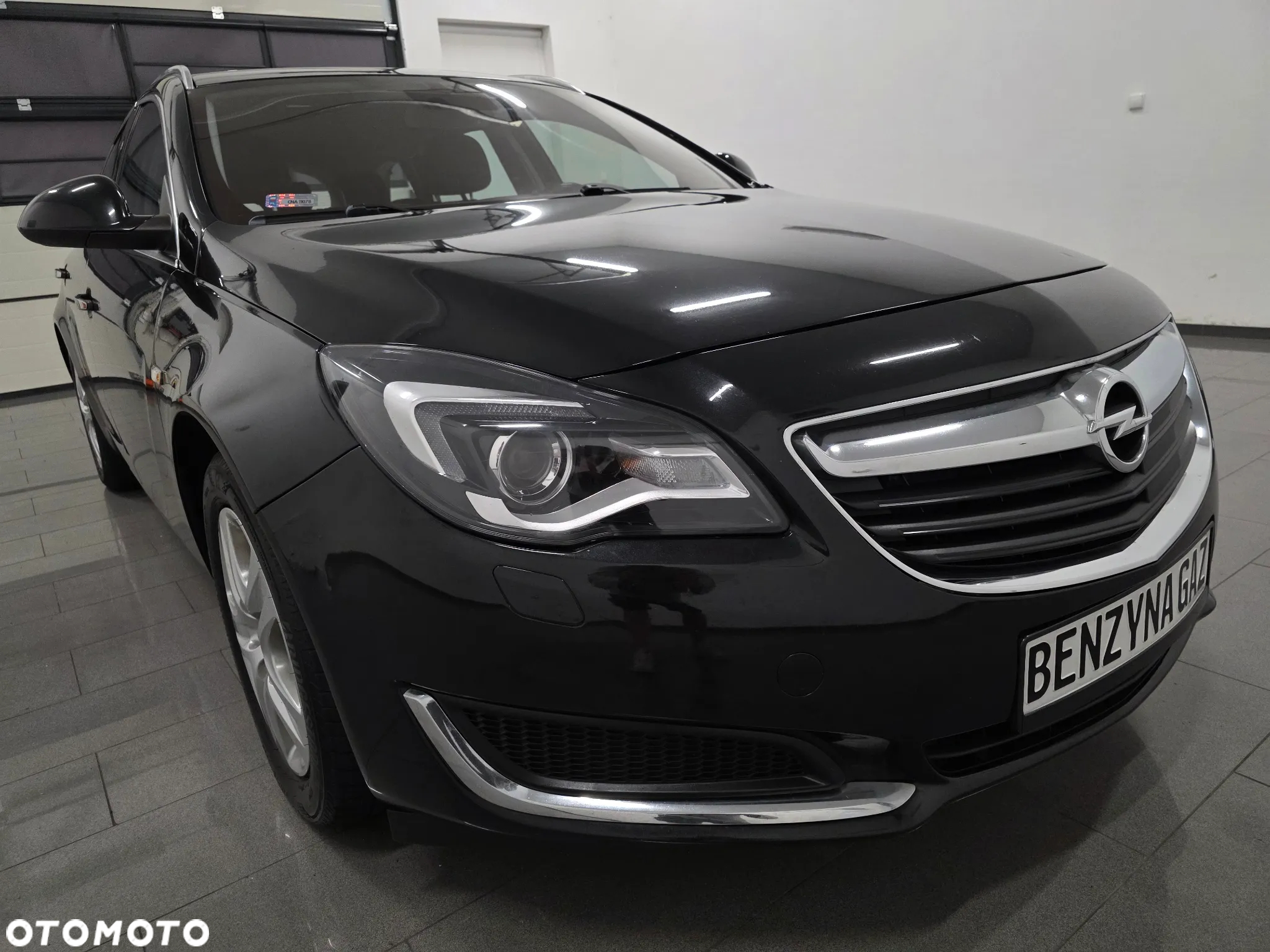 Opel Insignia 1.6 Turbo Sports Tourer - 25