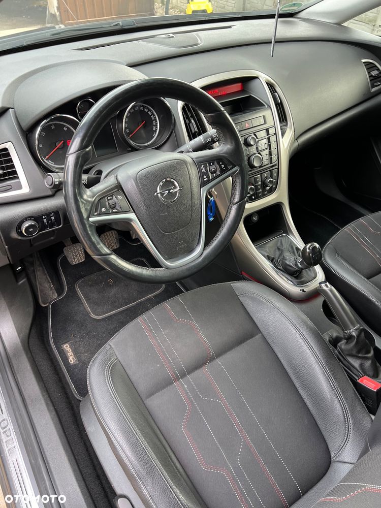 Opel Astra 1.7 CDTI - 10