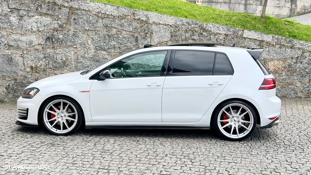 VW Golf 2.0 TSi GTi DSG - 18