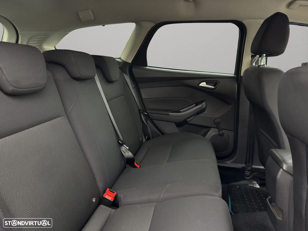 Ford Focus SW 1.5 TDCi Titanium - 19