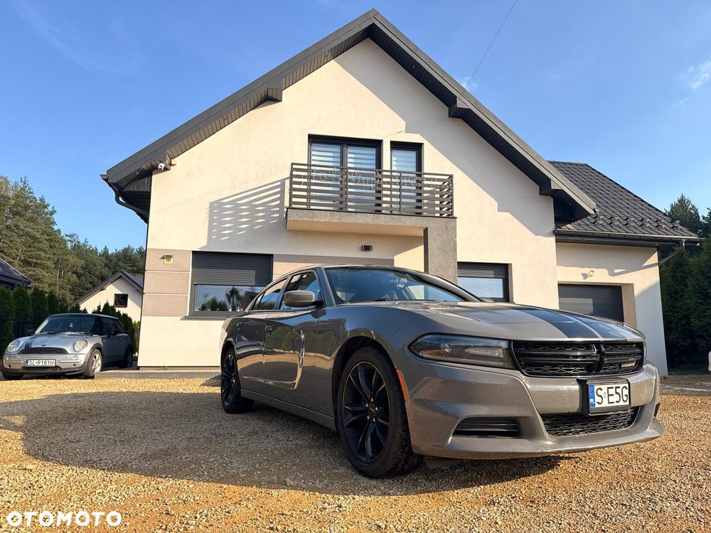 Dodge Charger - 3