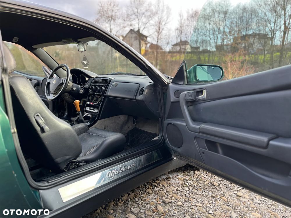 Alfa Romeo GTV 2.0 16v TSpark L - 4